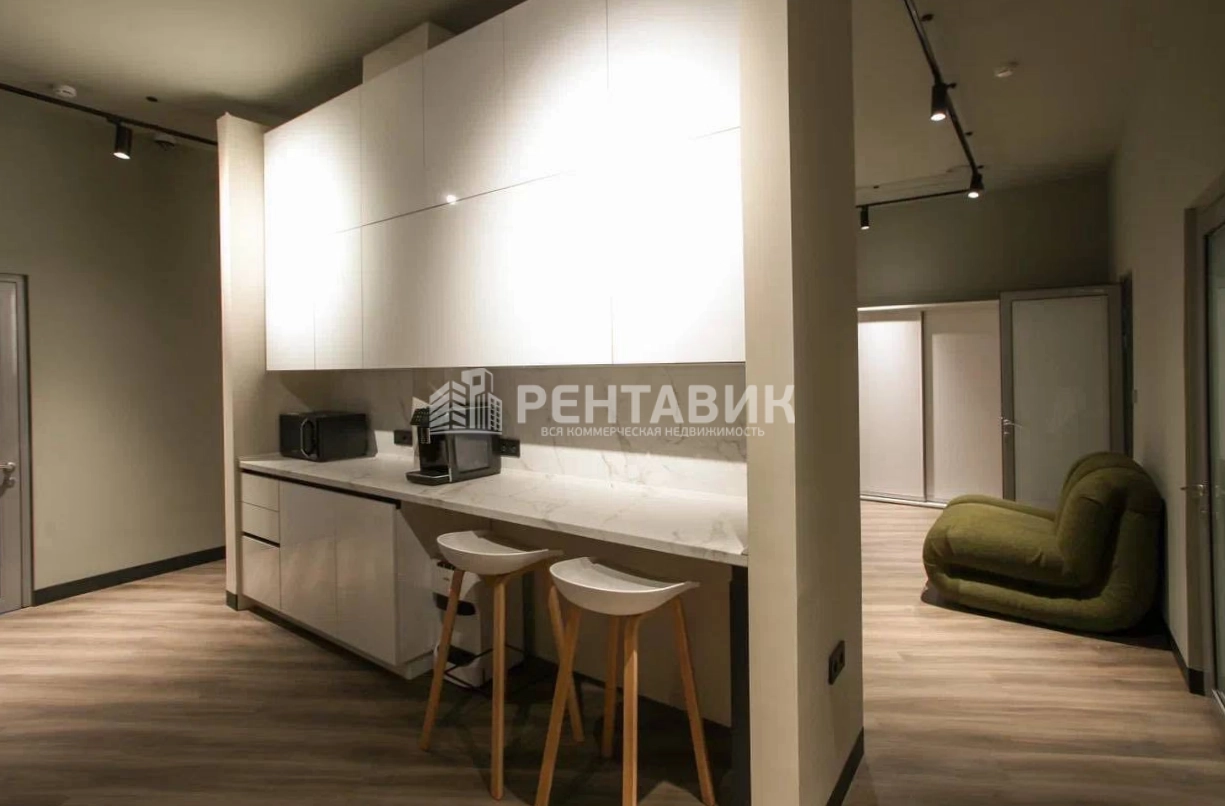 Офис Лубянский, 19с1 площадью 99.69 квадратных метров