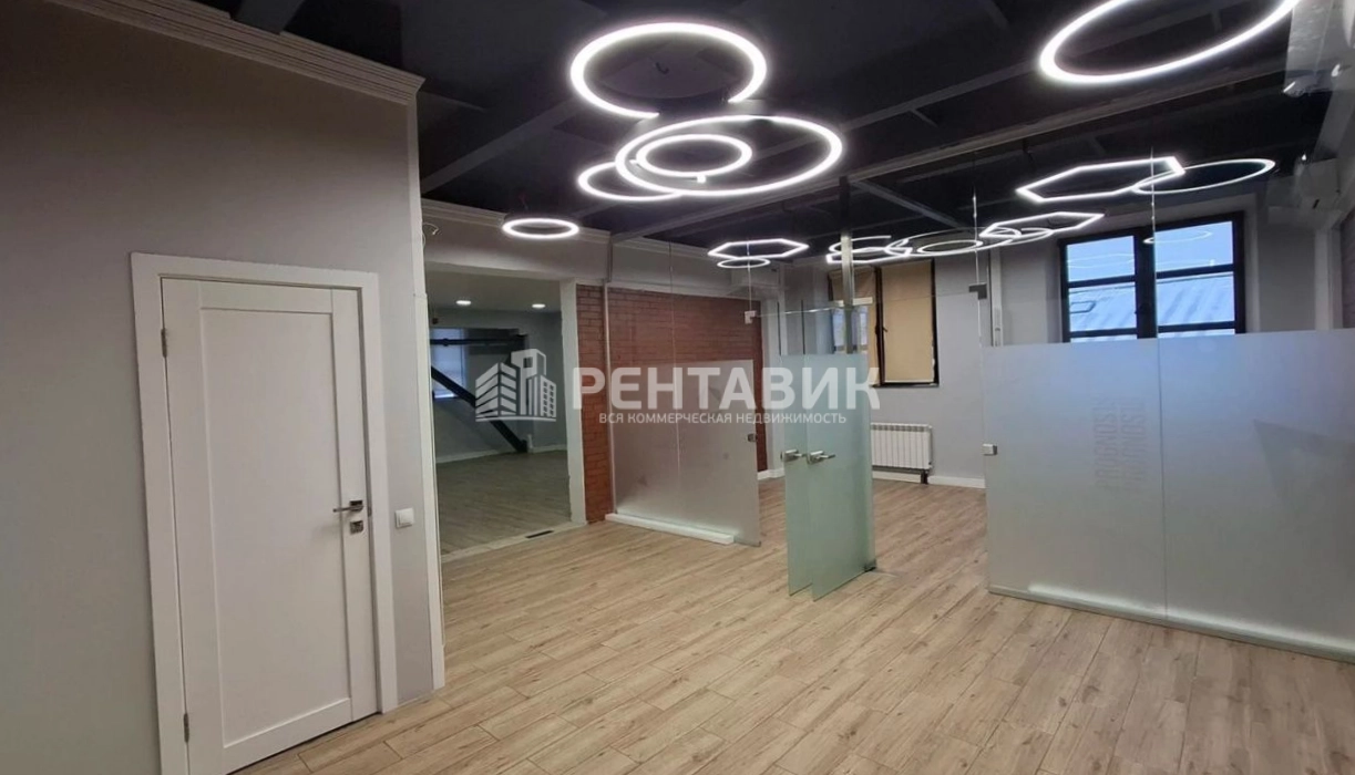 Офис Фридриха 46 площадью 250 квадратных метров