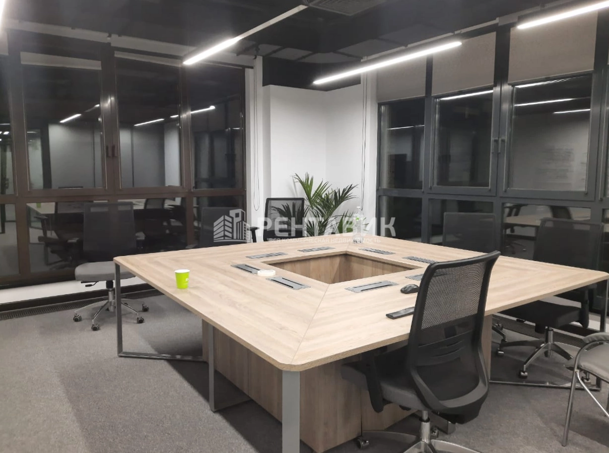 Офис Barrin House площадью 232 квадратных метров