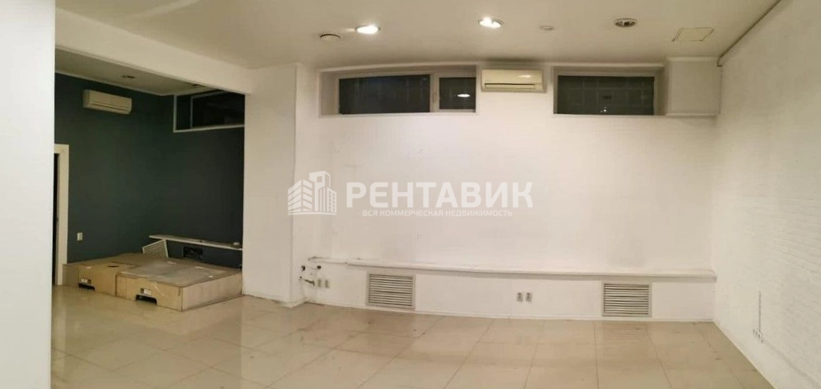 Торговая площадь Весна на Новом Арбате площадью 1698 квадратных метров