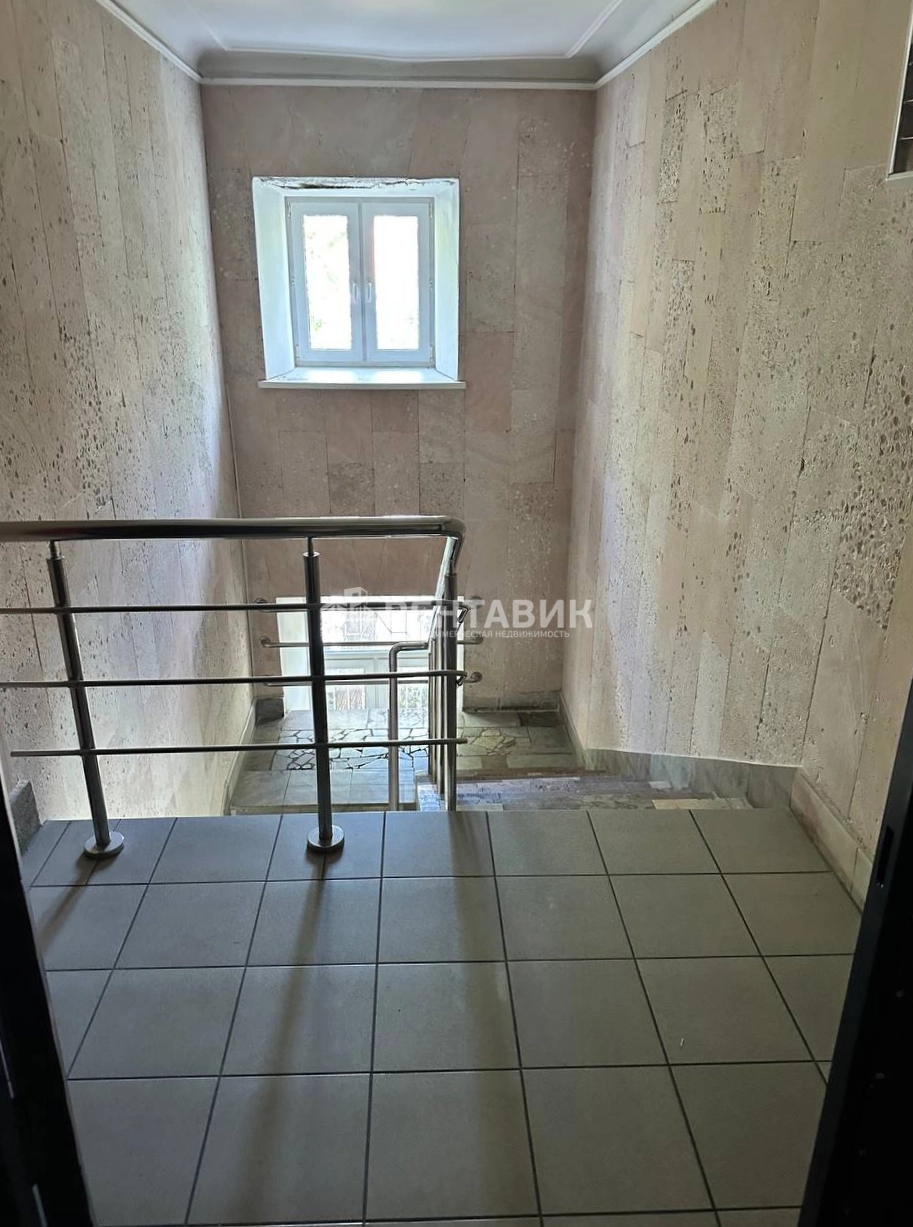Здание целиком Озерковская. 52с1 площадью 1137.5 квадратных метров