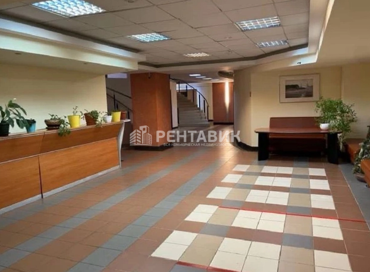 Офис Post Plaza площадью 1690 квадратных метров