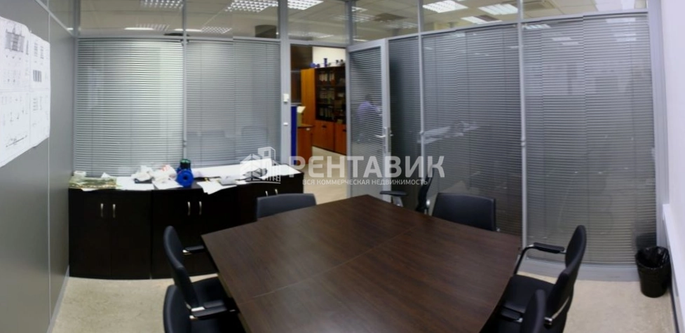 Офис Барклай Плаза площадью 298 квадратных метров