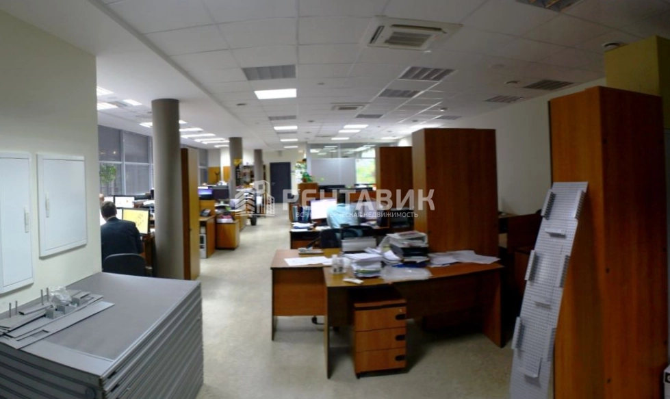 Офис Барклай Плаза площадью 298 квадратных метров