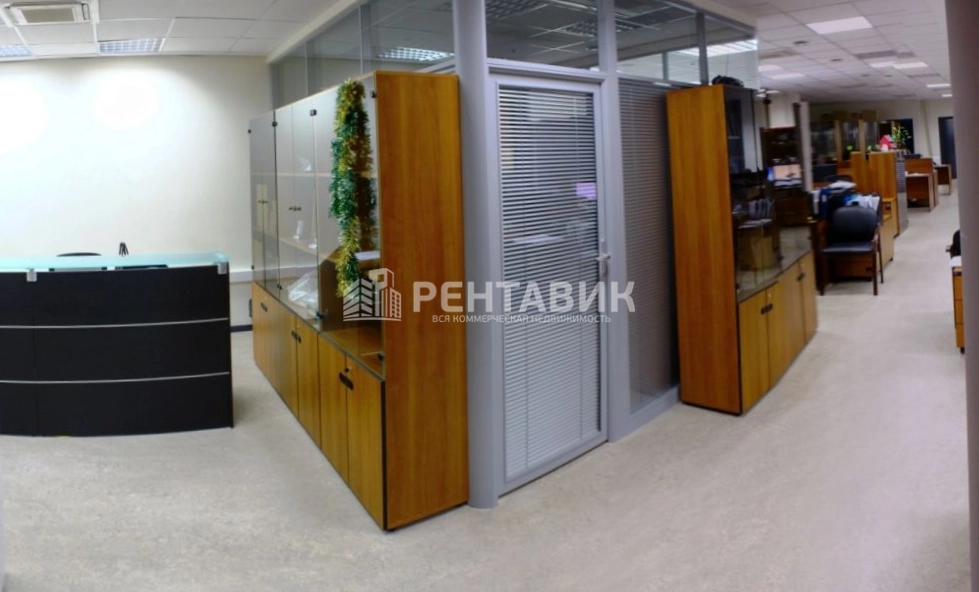 Офис Барклай Плаза площадью 298 квадратных метров
