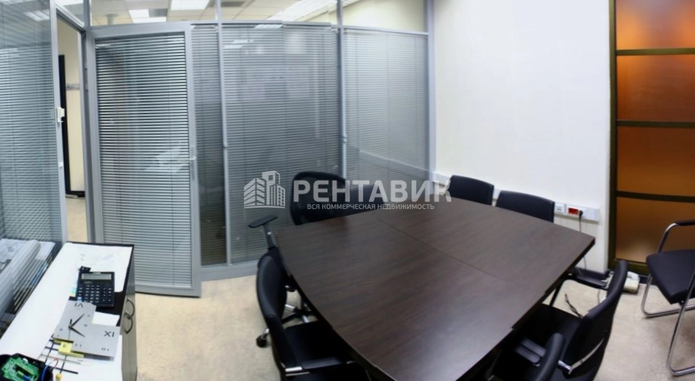 Офис Барклай Плаза площадью 298 квадратных метров