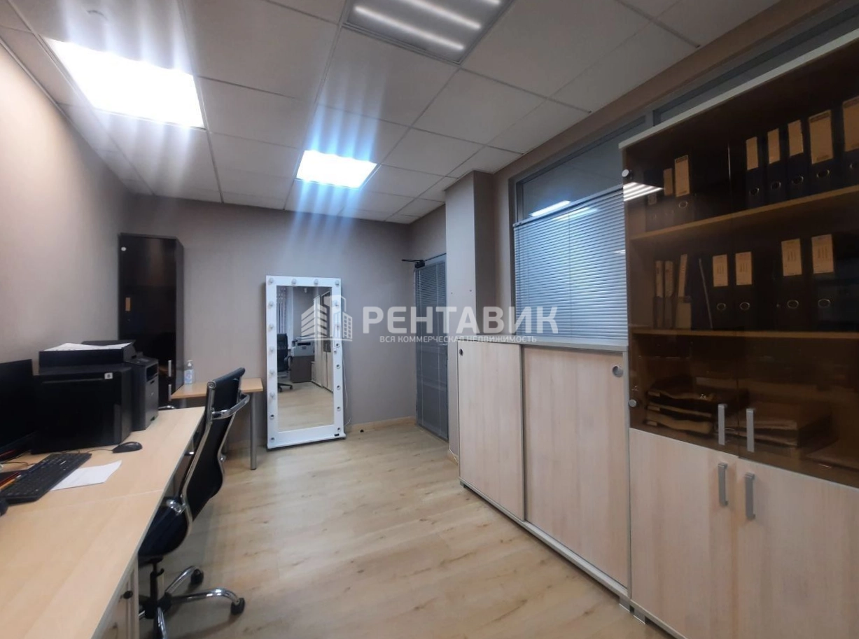 Офис Романов, 5 площадью 390.6 квадратных метров