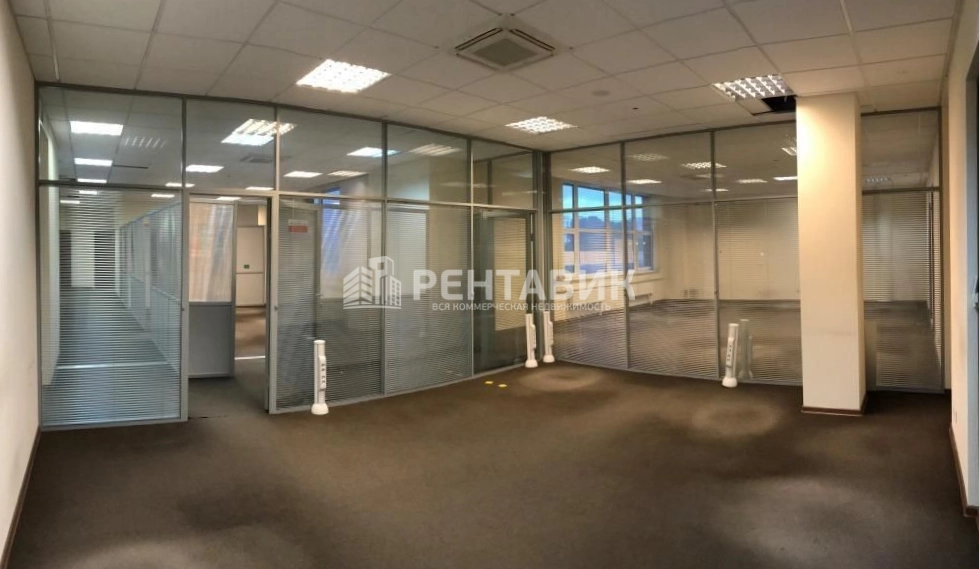 Офис Барклай Плаза площадью 215.6 квадратных метров
