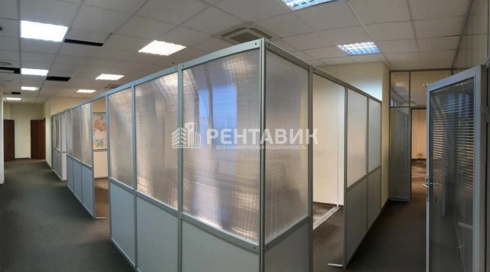 Офис Барклай Плаза площадью 215.6 квадратных метров