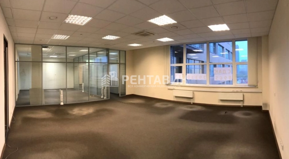 Офис Барклай Плаза площадью 215.6 квадратных метров