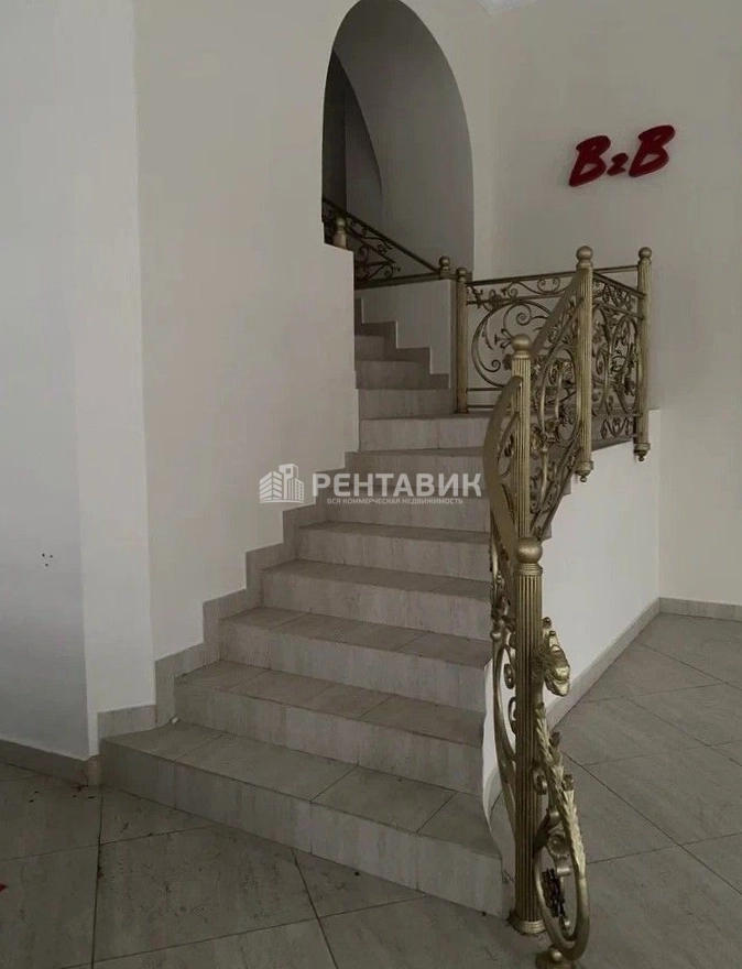 Помещение свободного назначения Садовая-Самотёчная, 2-12 площадью 581.5 квадратных метров