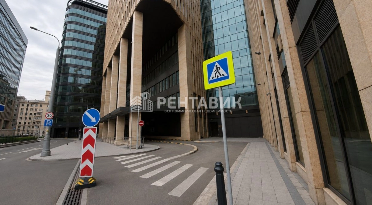 фасад дома, здание по адресу г Москва, ул Бутырский Вал, д 10