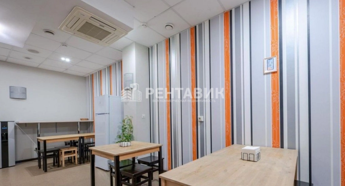 Офис Улей Плаза площадью 3062 квадратных метров