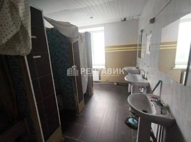 Помещение свободного назначения Автозаводская, 11 площадью 930 квадратных метров