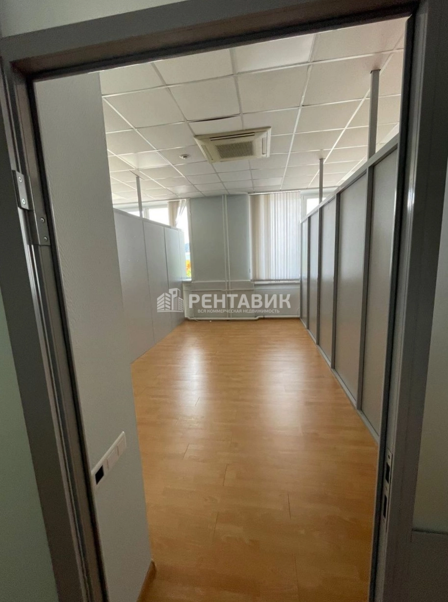 Офис Обручева 36 площадью 890 квадратных метров
