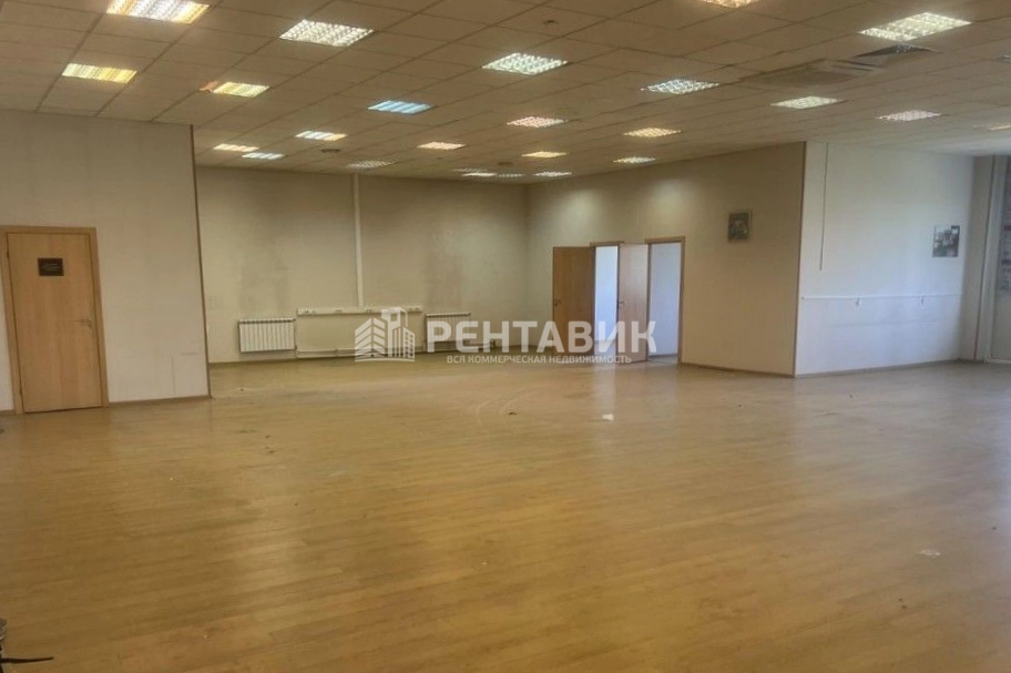 Офис Обручева 36 площадью 890 квадратных метров