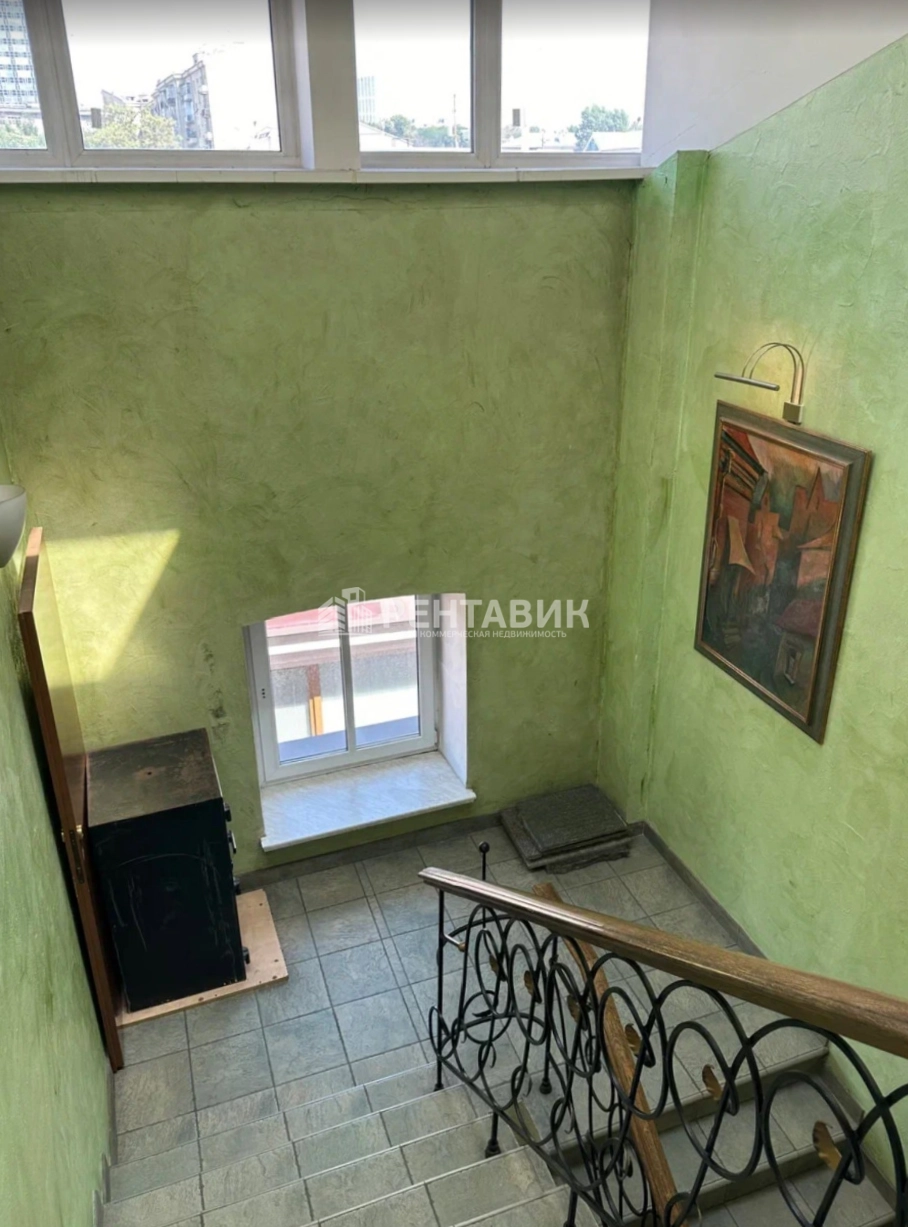 Здание целиком Николоямская Плаза площадью 3835.5 квадратных метров