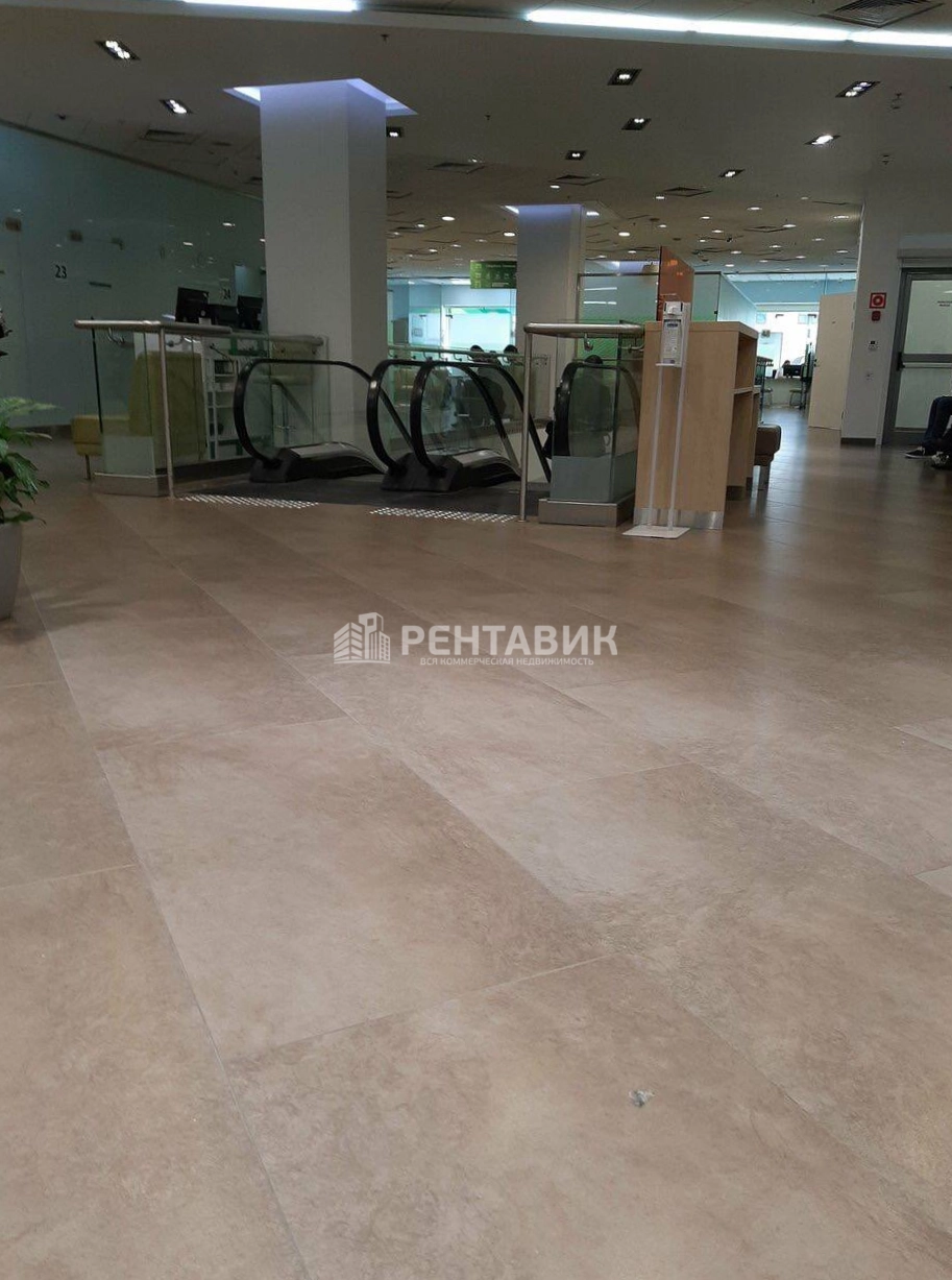 Помещение свободного назначения Саммит площадью 2000 квадратных метров
