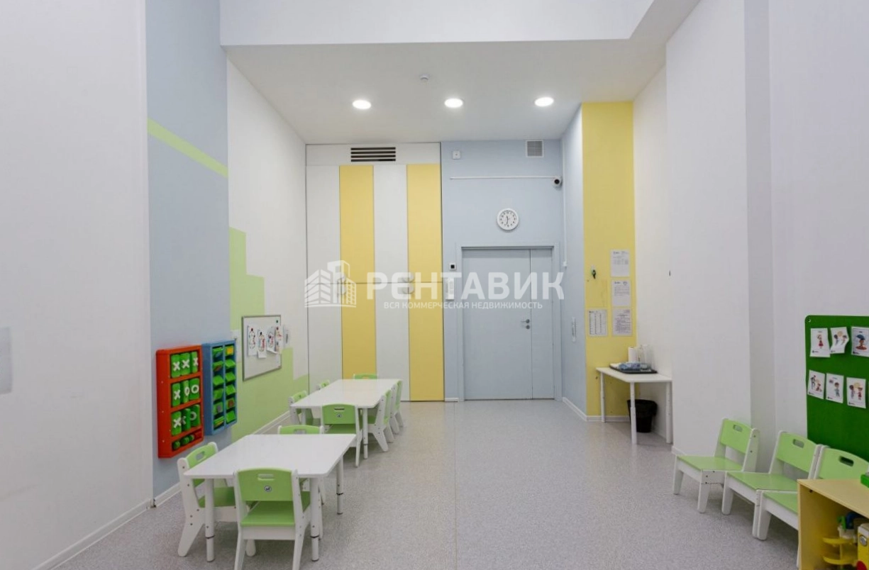 Помещение свободного назначения Сосинская, 6 площадью 270.6 квадратных метров