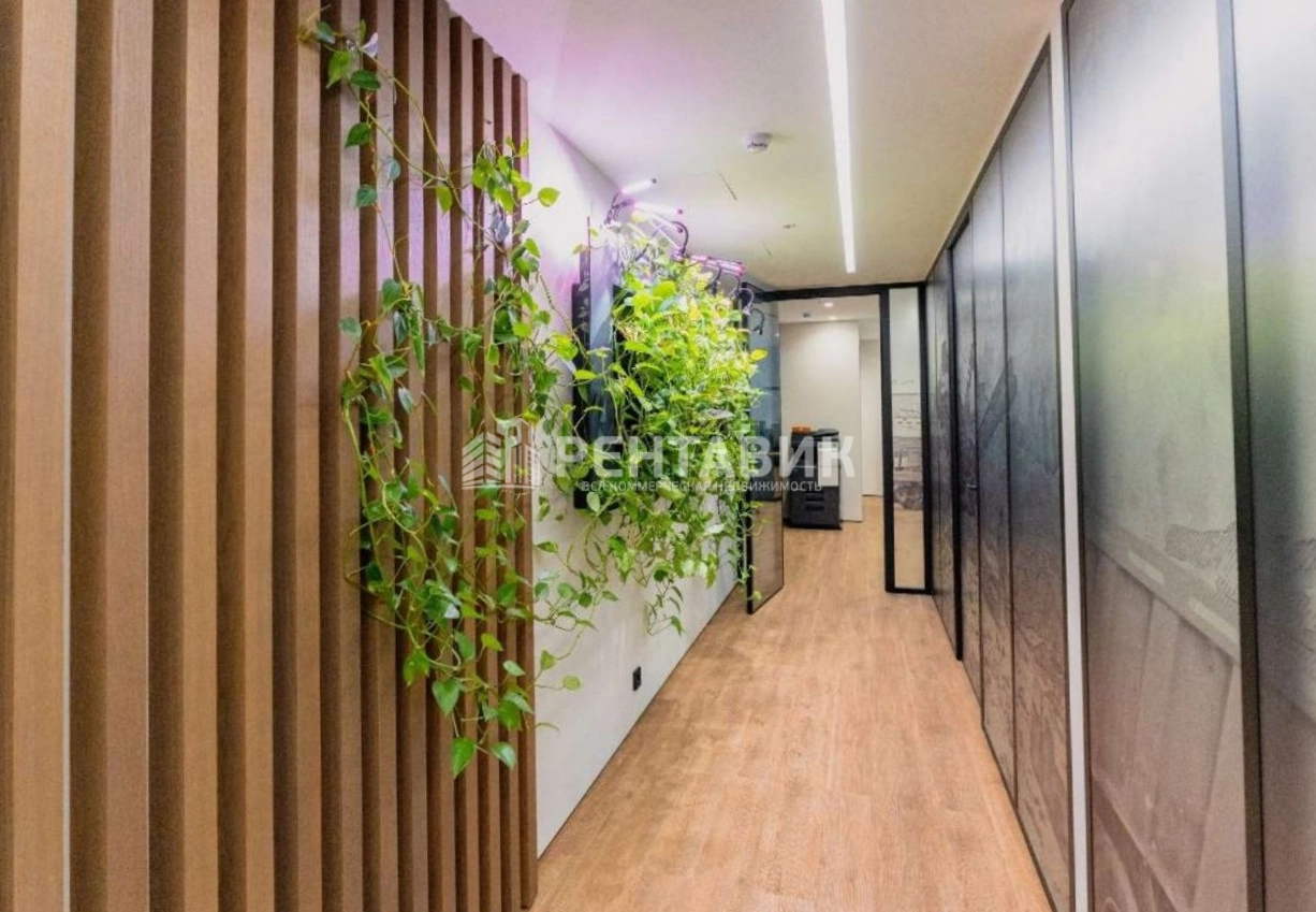 Офис Kvartal West Tower площадью 311.7 квадратных метров