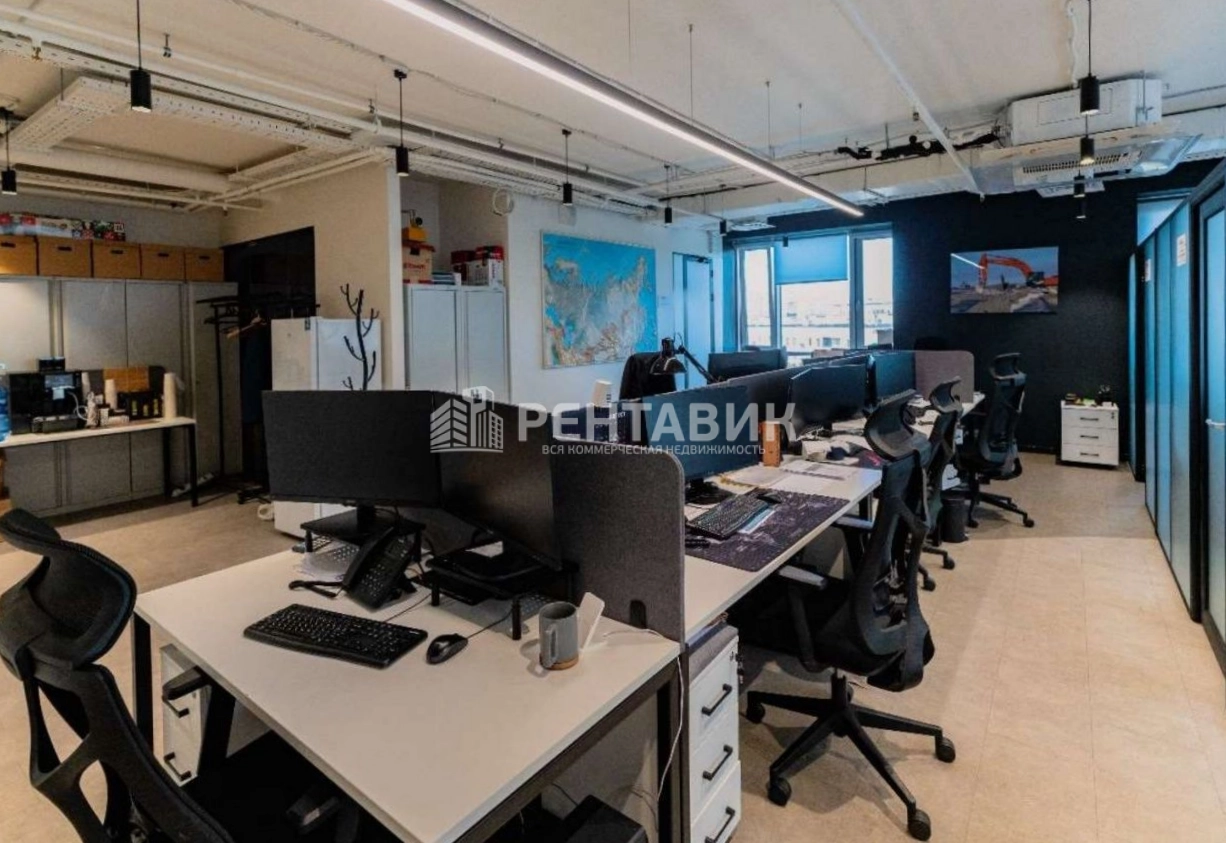 Офис Kvartal West Tower площадью 2720.4 квадратных метров