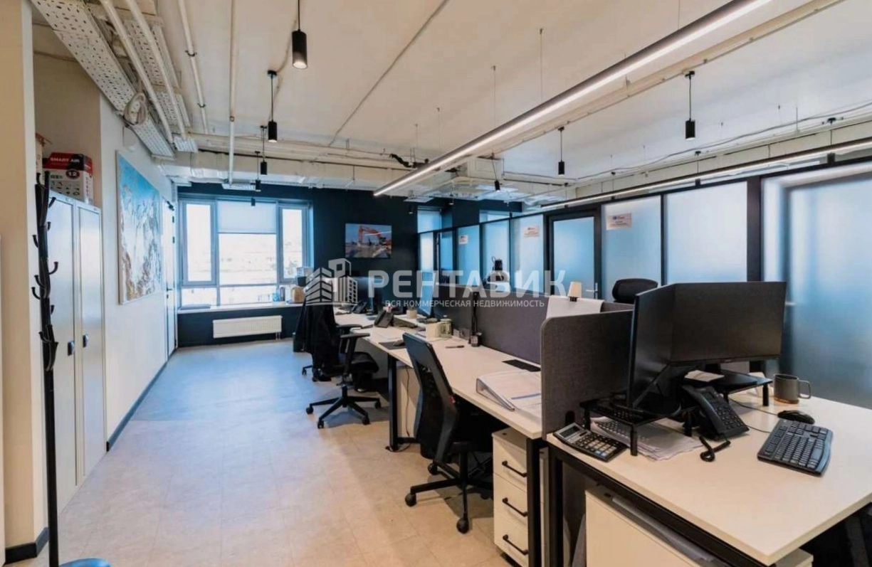 Офис Kvartal West Tower площадью 2720.4 квадратных метров