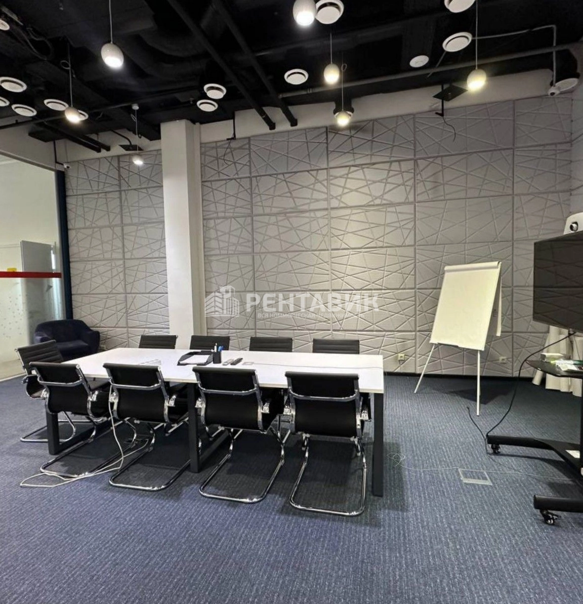 Офис Poklonka Place / Поклонка Плейс площадью 532.4 квадратных метров