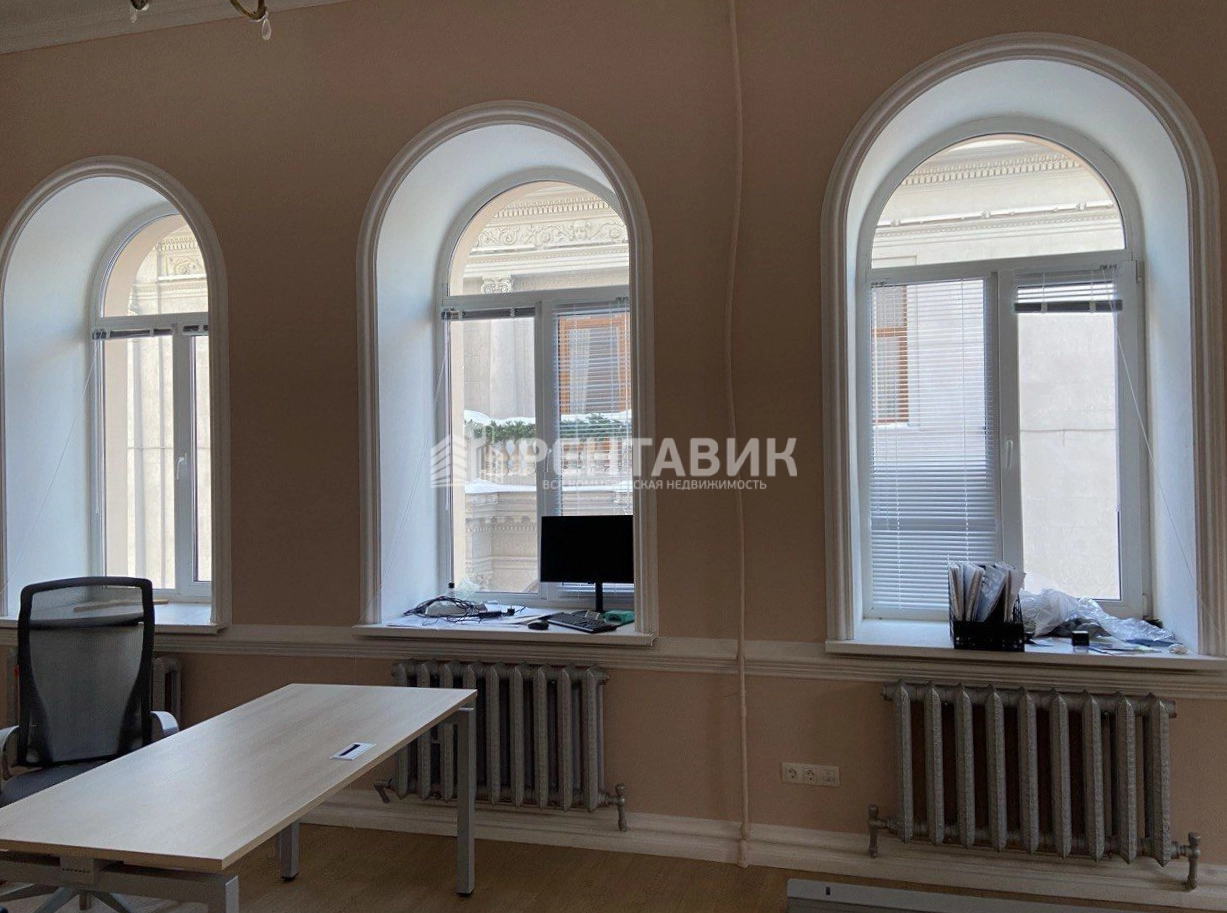 Офис Большая Зеленина, 43 площадью 500 квадратных метров