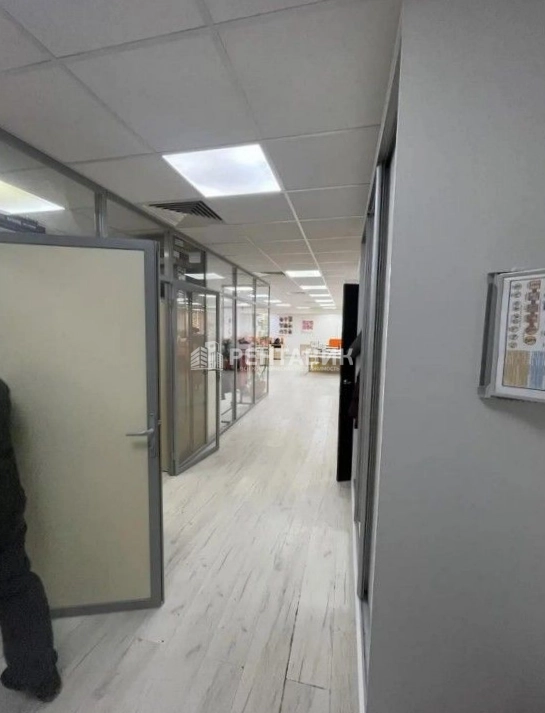 Офис Ферганский площадью 238 квадратных метров