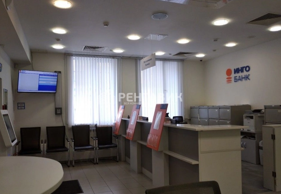 Помещение свободного назначения Салют площадью 248.8 квадратных метров