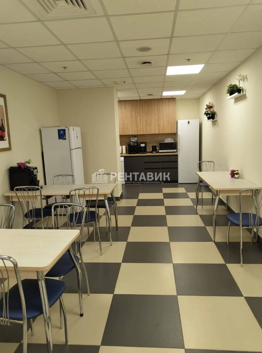 Офис Монарх площадью 2800 квадратных метров