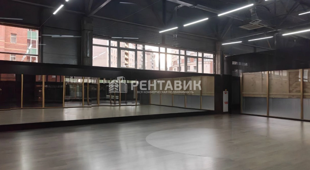 Помещение свободного назначения Модный Променад площадью 830 квадратных метров
