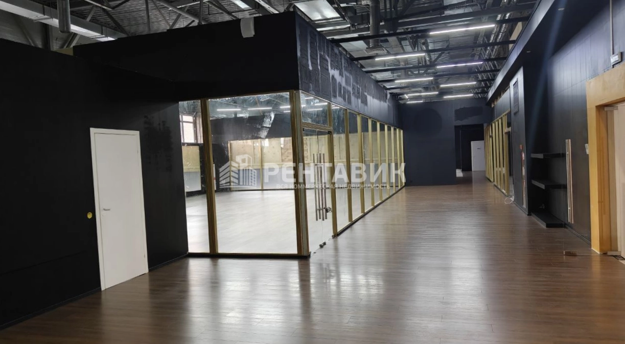 Помещение свободного назначения Модный Променад площадью 830 квадратных метров