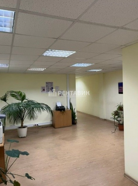 Офис Олимпийская деревня площадью 492 квадратных метров