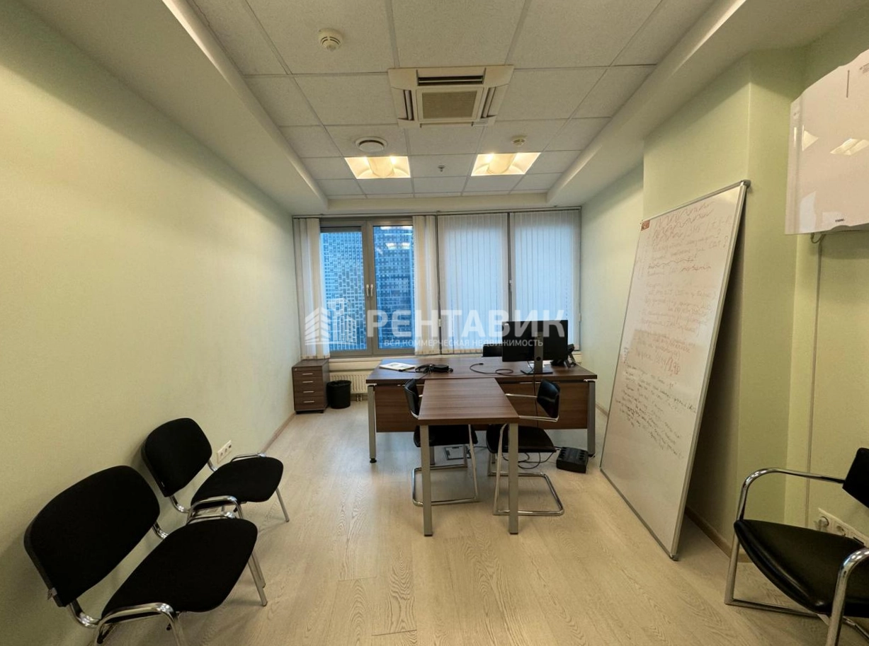 Офис Северная Башня Тестовская 10 площадью 1695 квадратных метров