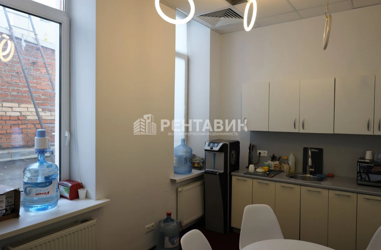 Офис Донской на Орджоникидзе площадью 284 квадратных метров
