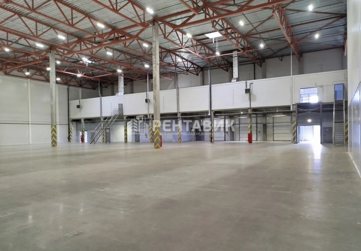 Склад Логопарк М10 площадью 2200 квадратных метров