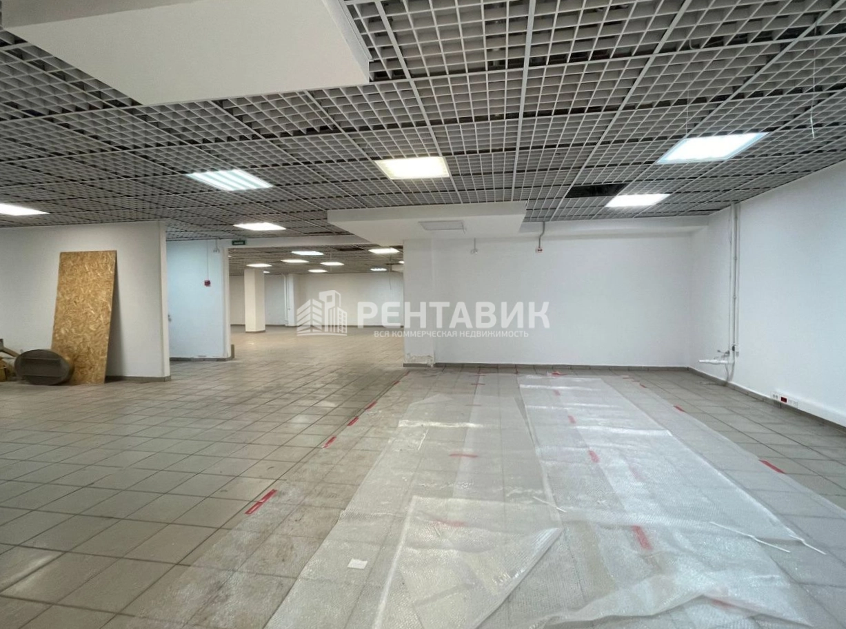 Помещение свободного назначения Renaissance Hall площадью 555 квадратных метров