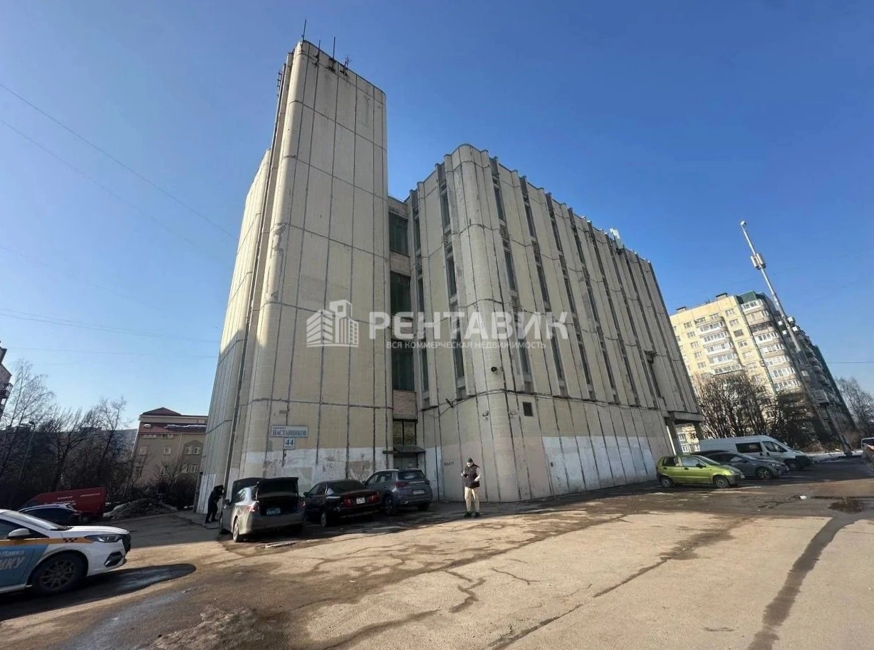 фасад дома, здание по адресу г Санкт-Петербург, пр-кт Наставников, д 44 к 1