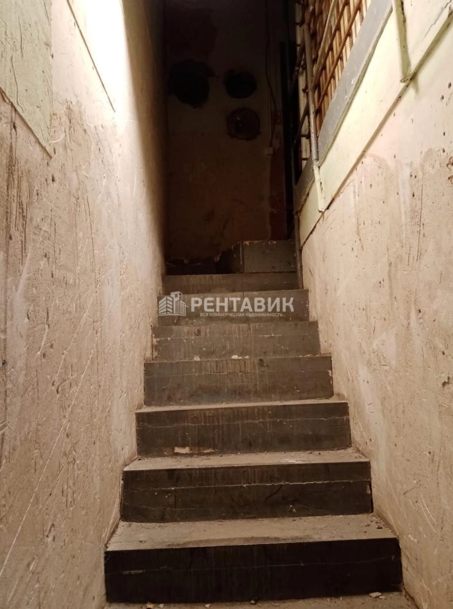 Помещение свободного назначения Тореза, 9 площадью 1400 квадратных метров
