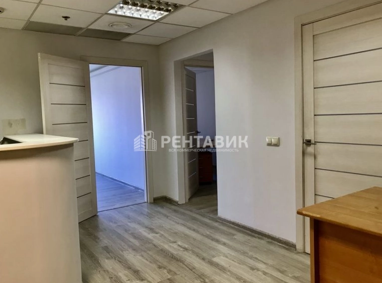Офис Смоленский Пассаж площадью 110 квадратных метров