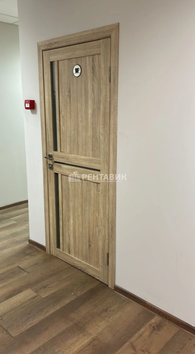 Офис Смоленский Пассаж площадью 110 квадратных метров