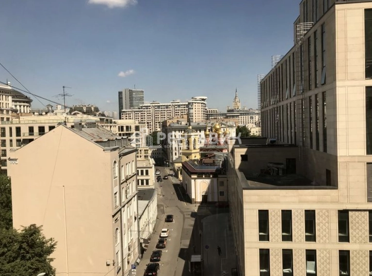 Офис Смоленский Пассаж площадью 110 квадратных метров