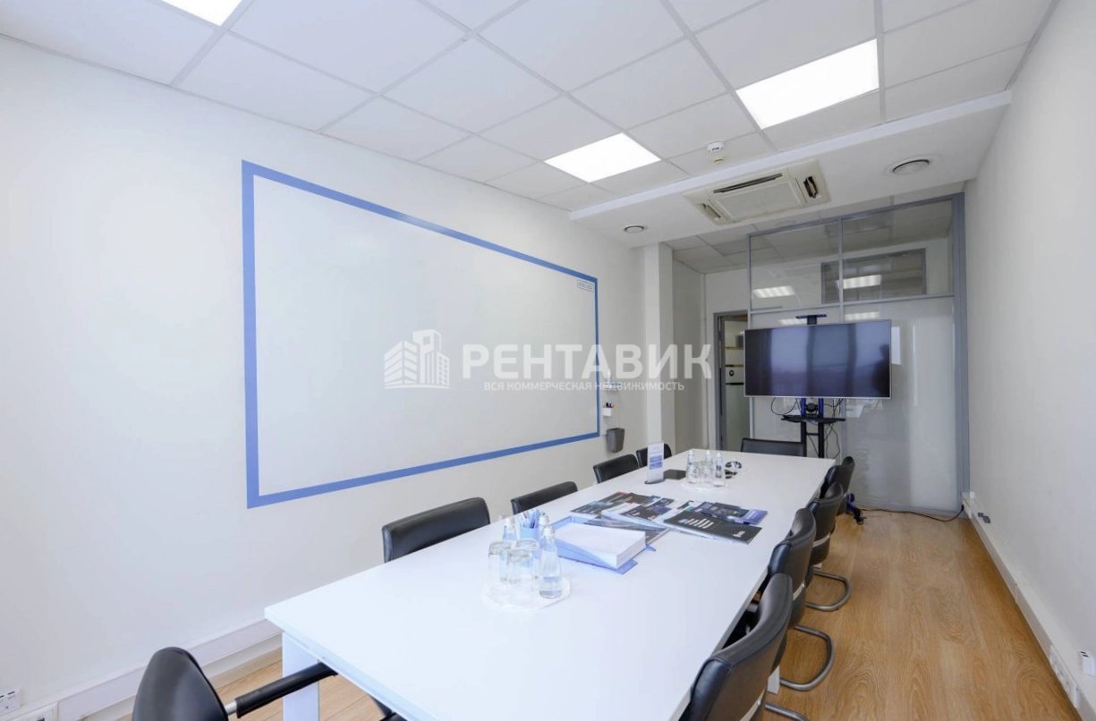 Офис Варшавская плаза площадью 2907.6 квадратных метров
