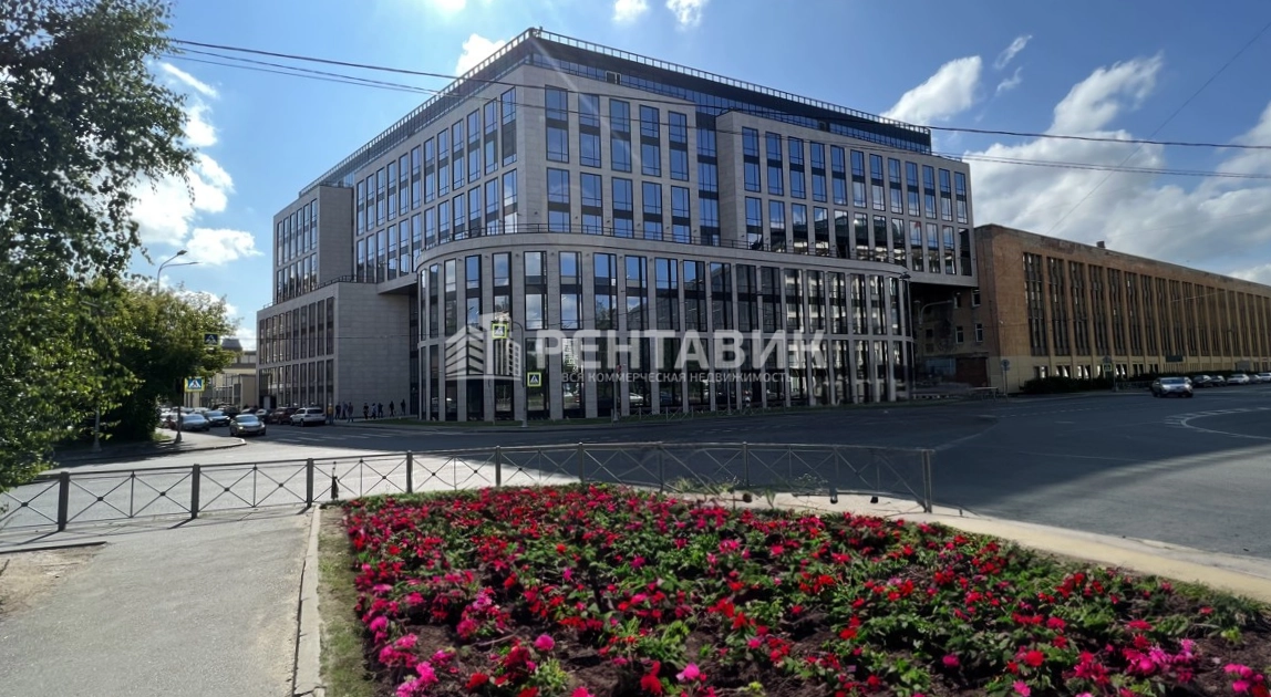 фасад дома, здание по адресу г Санкт-Петербург, ул Новгородская, д 17