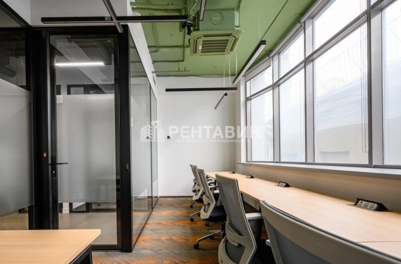 Офис Renaissance Hall площадью 65 квадратных метров