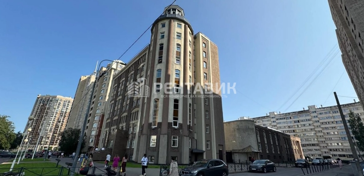 фасад дома, здание по адресу г Санкт-Петербург, Богатырский пр-кт, д 2 к 1