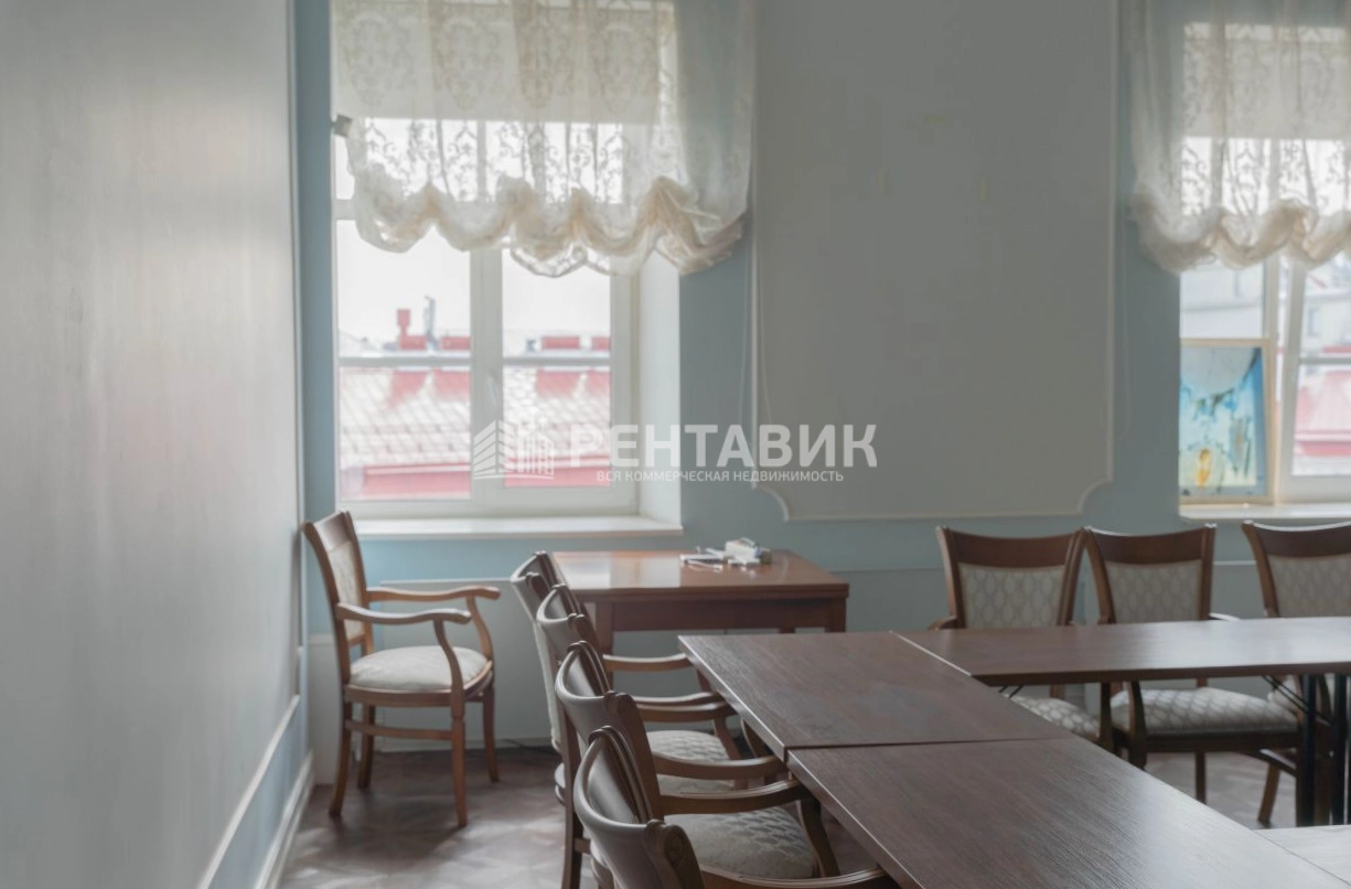 Офис Набережная реки Мойки, 37 площадью 158 квадратных метров