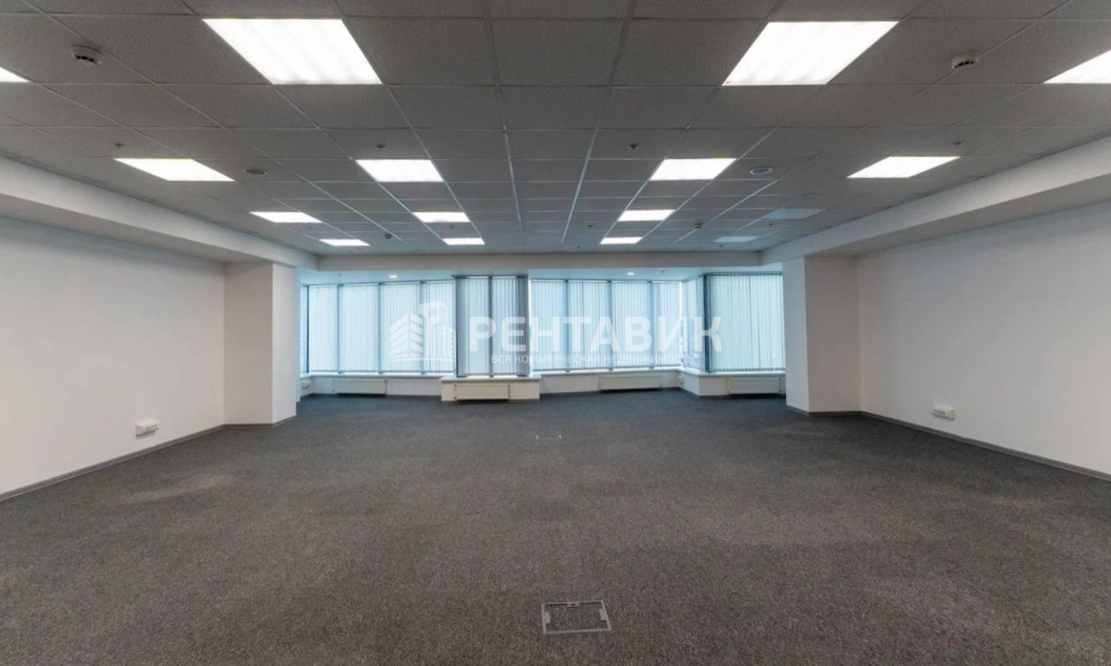 Офис SK Plaza площадью 1317.2 квадратных метров
