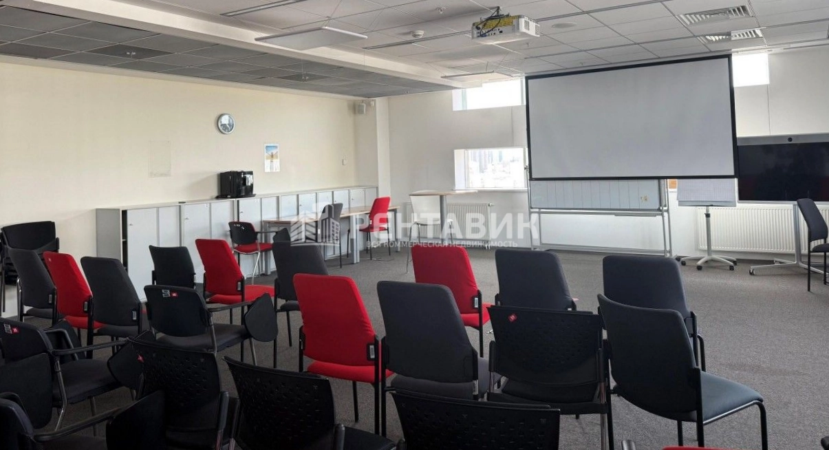 Офис Ньютон площадью 3468 квадратных метров